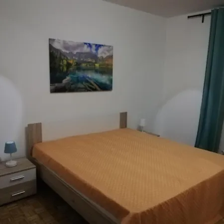 Ceki Apartment *