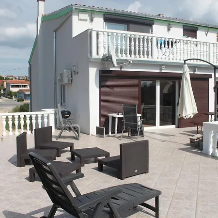 Ceki Apartment