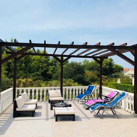 Ceki Apartment Zadar