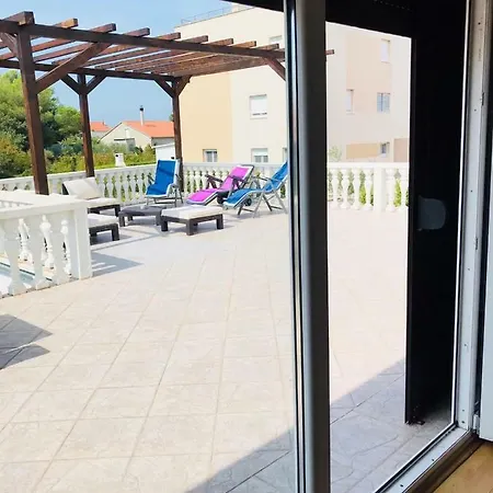 Ceki Apartment Zadar
