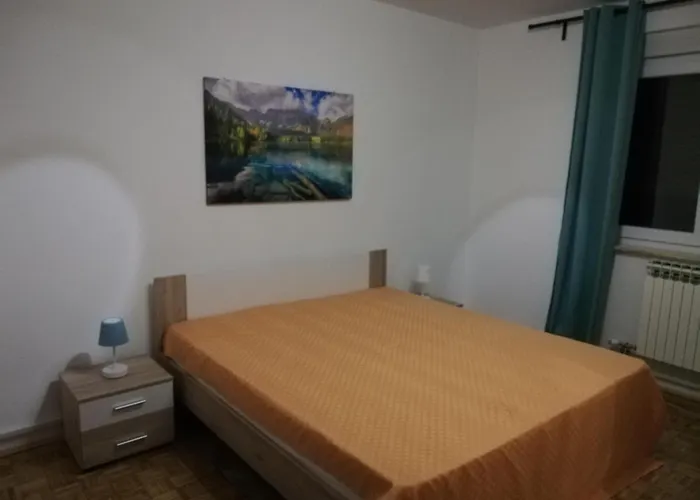 Ceki Apartment *