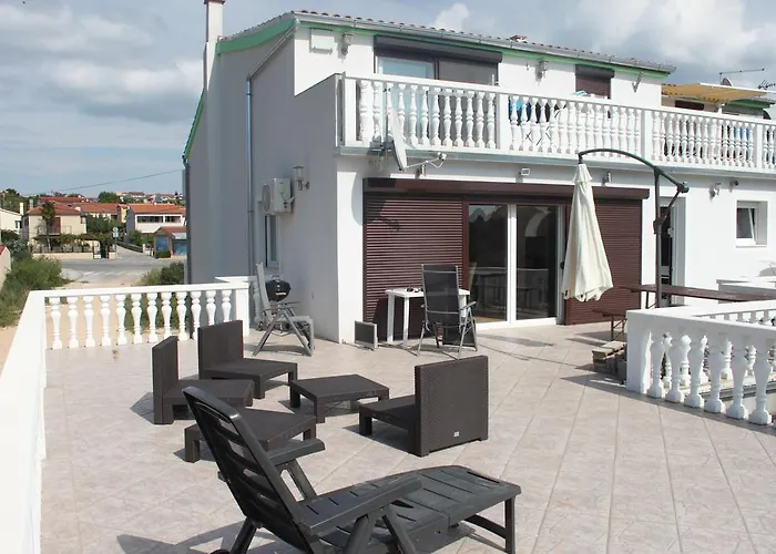 Ceki Apartment