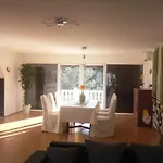 Ceki Apartamento *