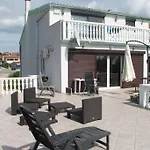 Ceki Apartamento