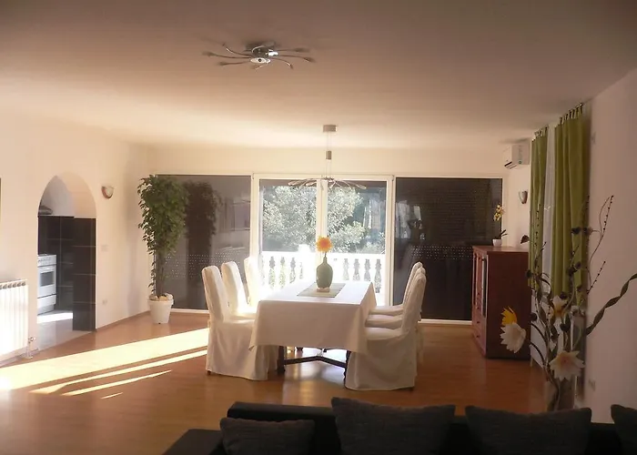 Ceki Апартаменты *