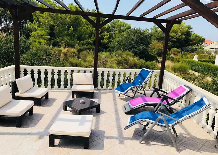 Ceki Апартаменты